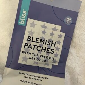 Bliss Pore Patrol Blemish Patches - Blue and White